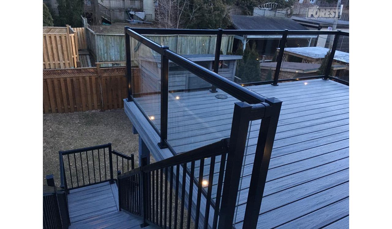 Deck made with TREX, built in:  Aurora, King City, Oak Ridges, Richmond Hill, Newmarket, Toronto, Mississauga, Mount Albert, Vaughan, Bradford