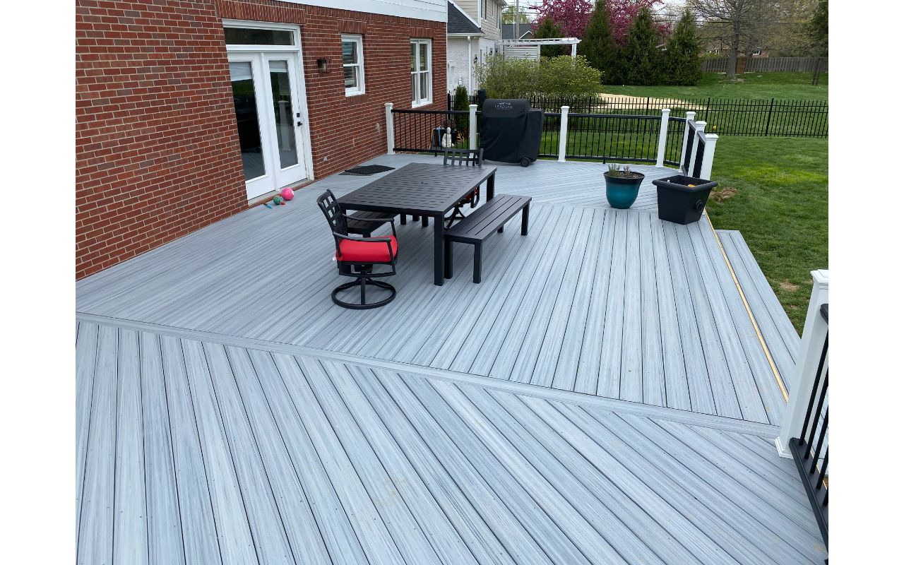 Trex Enhanced Foggy Wharf Deck with Parting Boards and Diagonal Decking