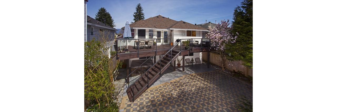Trex Transcend Waterproof; Vintage Lantern Deck - Maple Ridge BC