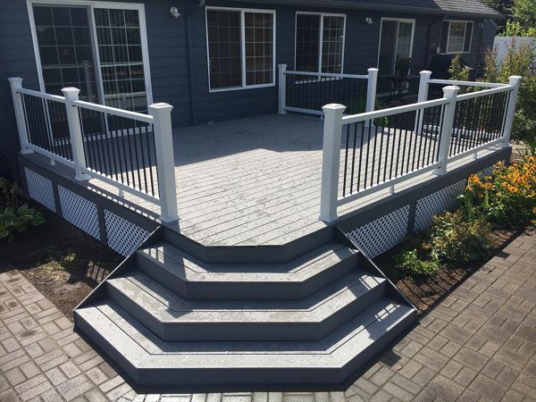 Trex Select Pebble Gray with Select Rail system