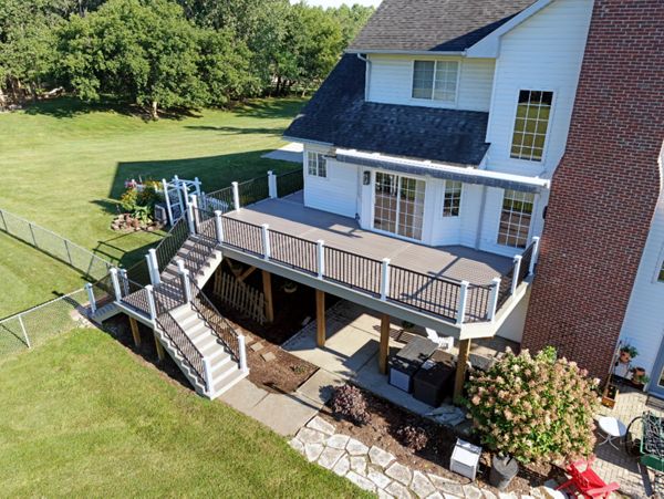 Beautiful Trex deck in Novi