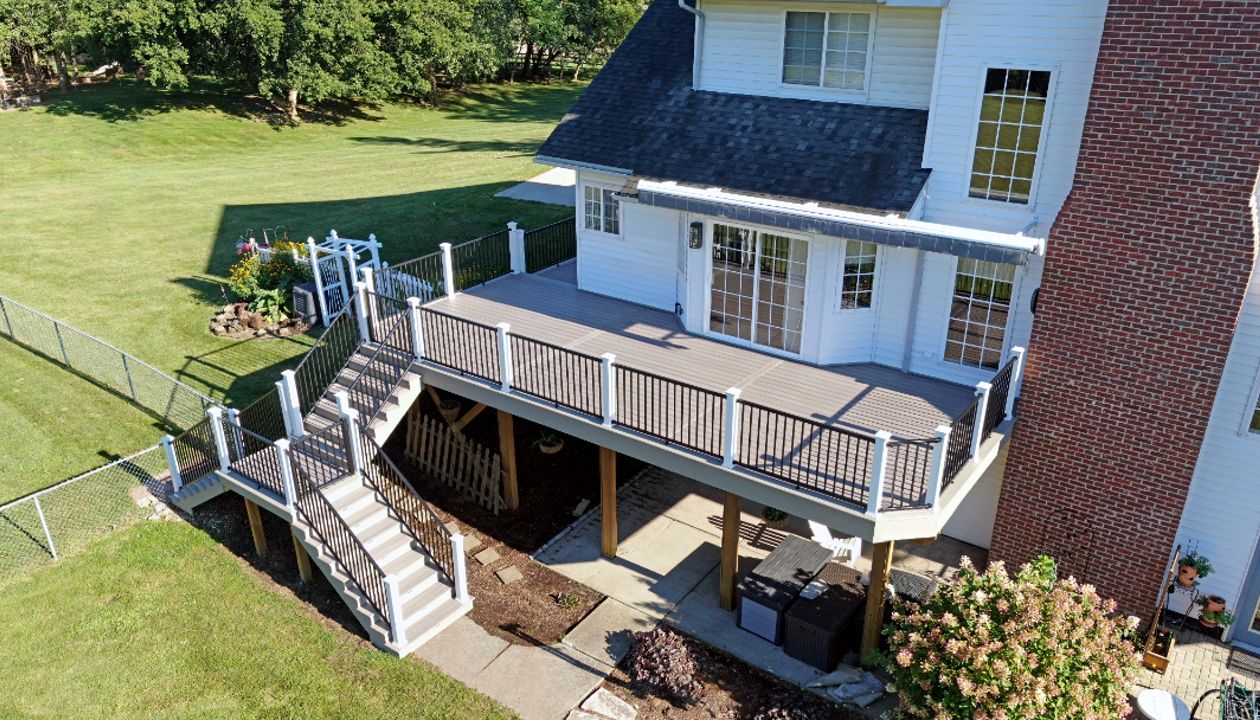 Beautiful Trex deck in Novi
