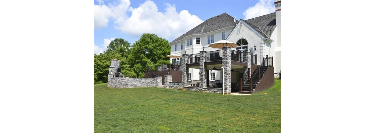 Outdoor living space with Transcend Island Mist / Vintage Lantern Deck - West Chester, PA