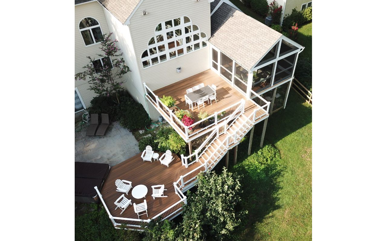 Trex Transcend Havana Gold Multi-level Deck and Screened Porch