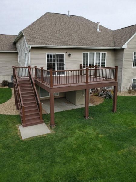 Trex Enhanced Naturals Sunset Cove Decking Cedar Rapids Iowa; Fire Pit Transcends Railing & 7 LED Cap Lights