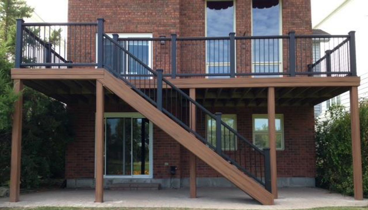 Tiki Torch Deck;Charcoal Black Railing