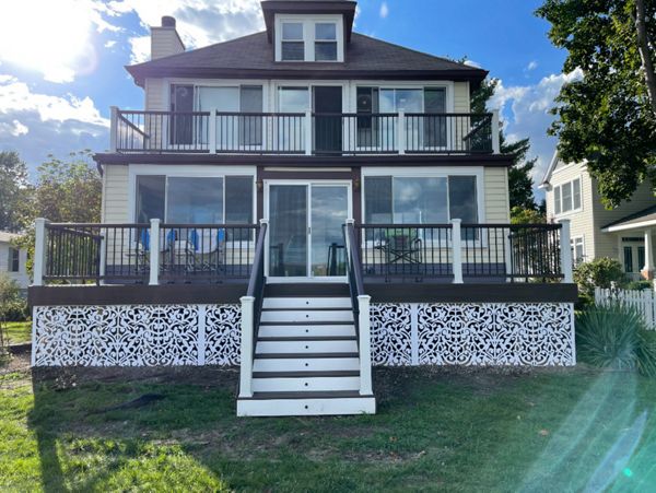 Trex- Vintage Lantern