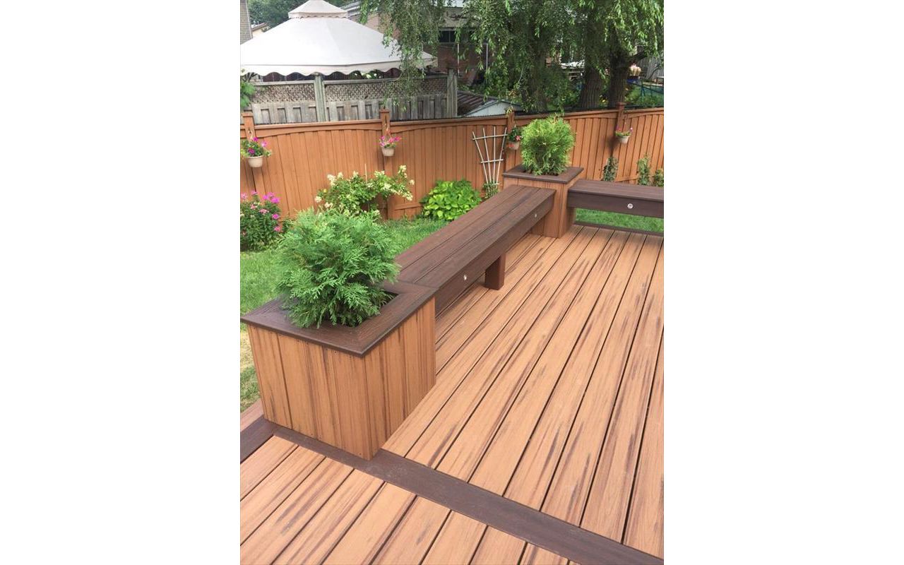 Trex  Transcend TROPICAL TIKI TORCH BENCH composite custom made flowerpot Vaughan Thornhill Toronto North York