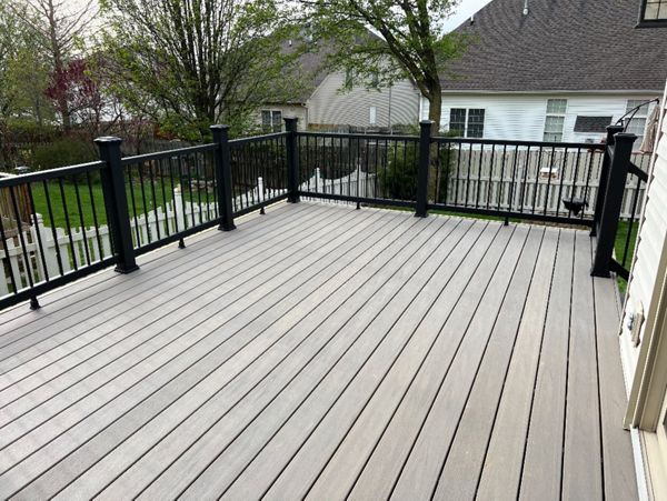 20x16 Biscayne Black Rail