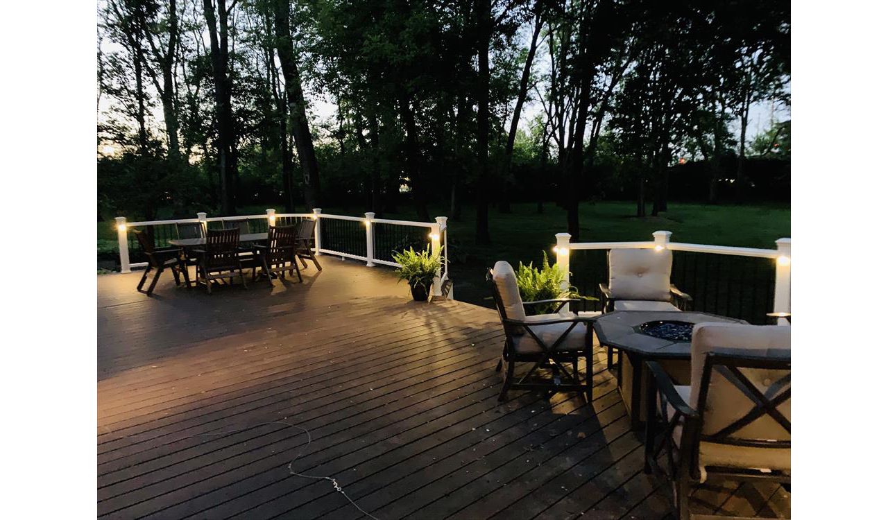 Trex_ Trex deck Barrington_ Trex lighting_ Composite deck_ Composite decking_ Trex decking_ Barrington IL_ Trex deck contractor _ trex deck builder