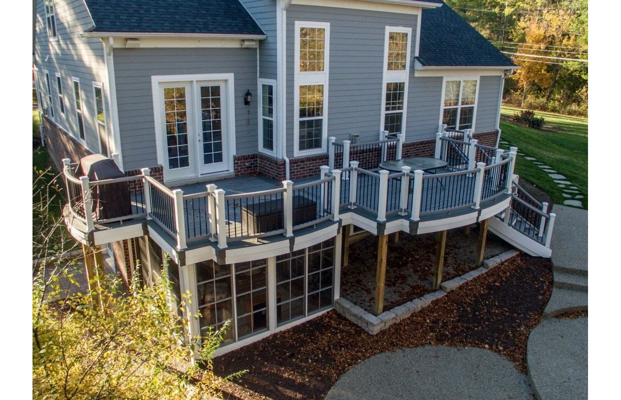 Incredible Multi-level space with Trex