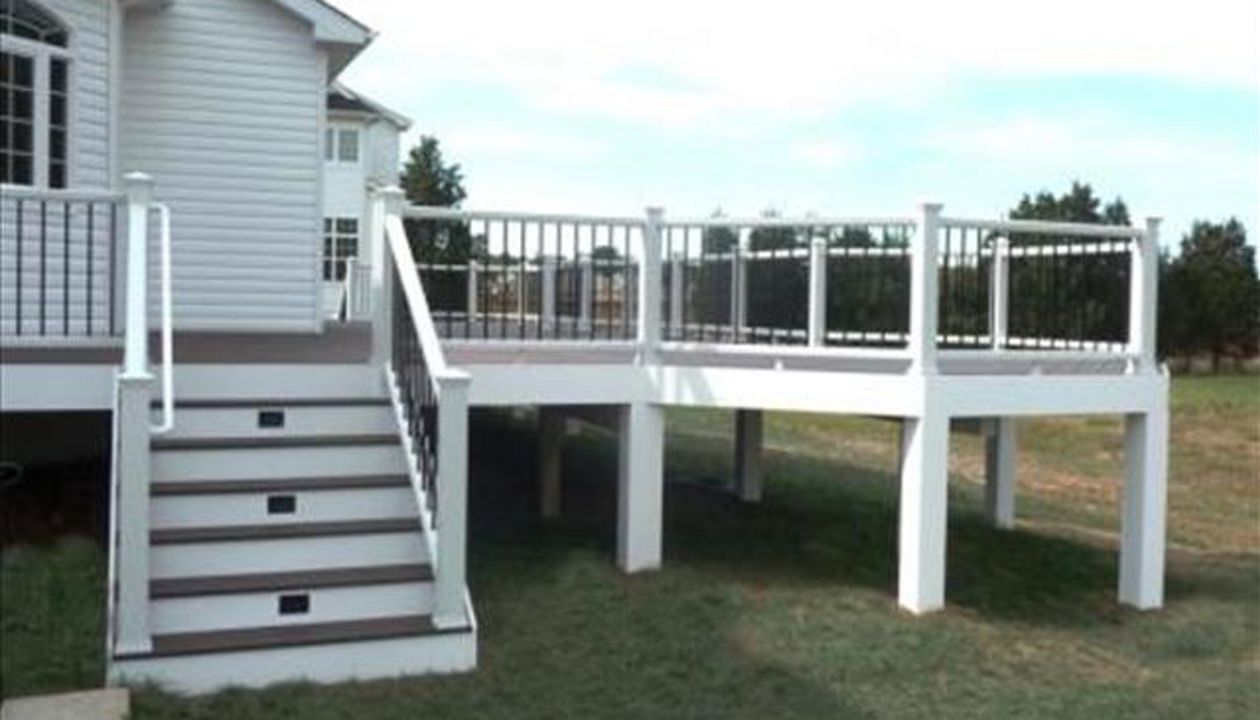 Trex Transcends Lava Rock, Transcends Rail