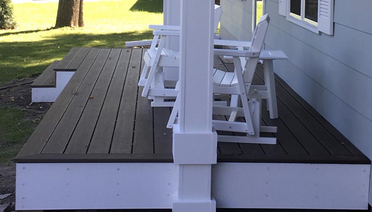 Spiced Rum Picture Frame With Post Wrap