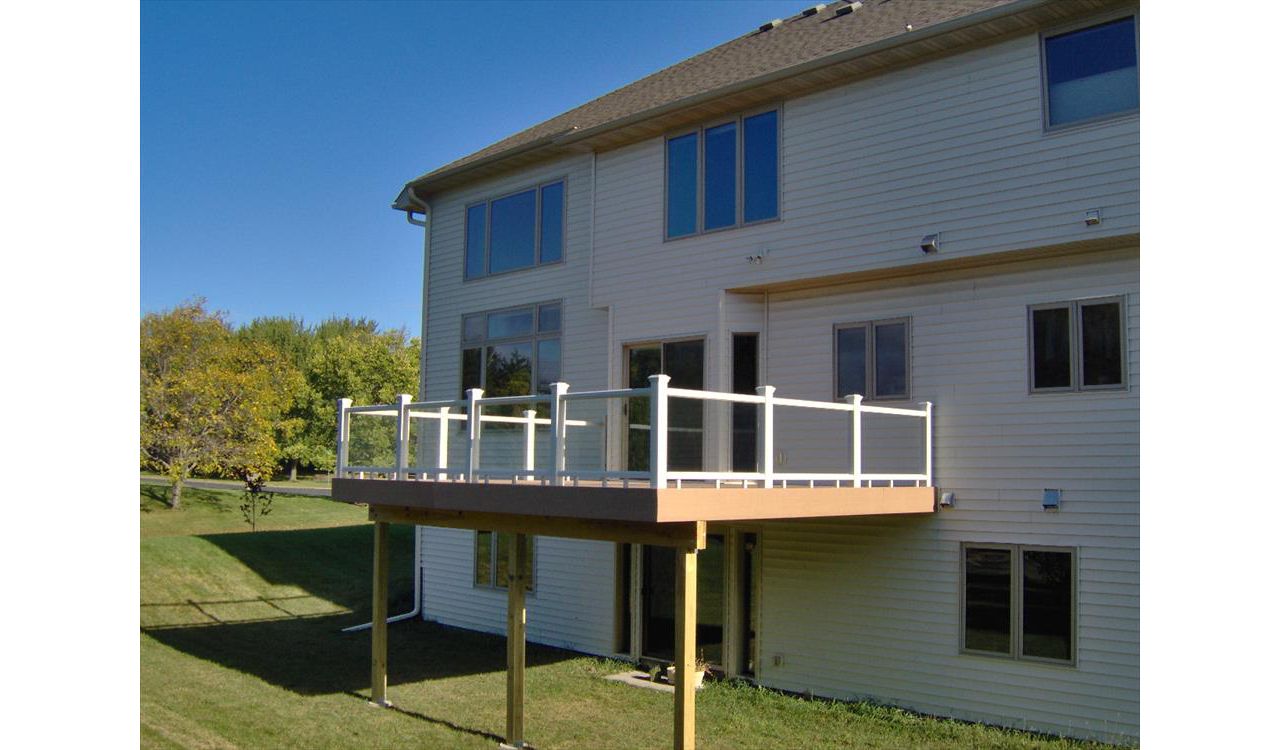 Maple Grove, MN deck with Trex Transcend Composite Railing