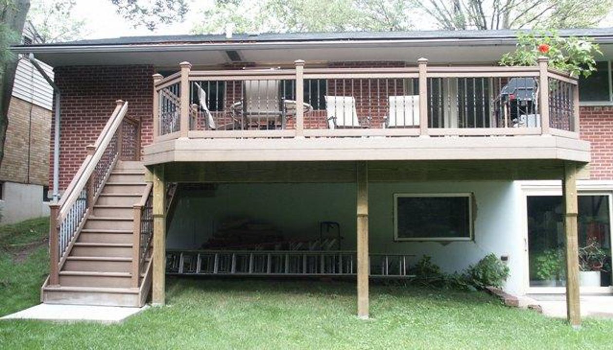 Trex Accents w Aluminum Ballusters