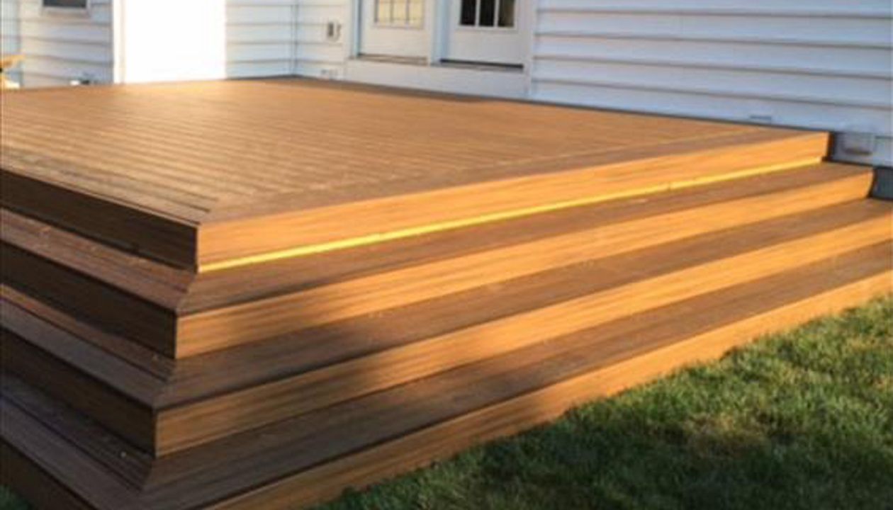TREX PLATFORM DECK