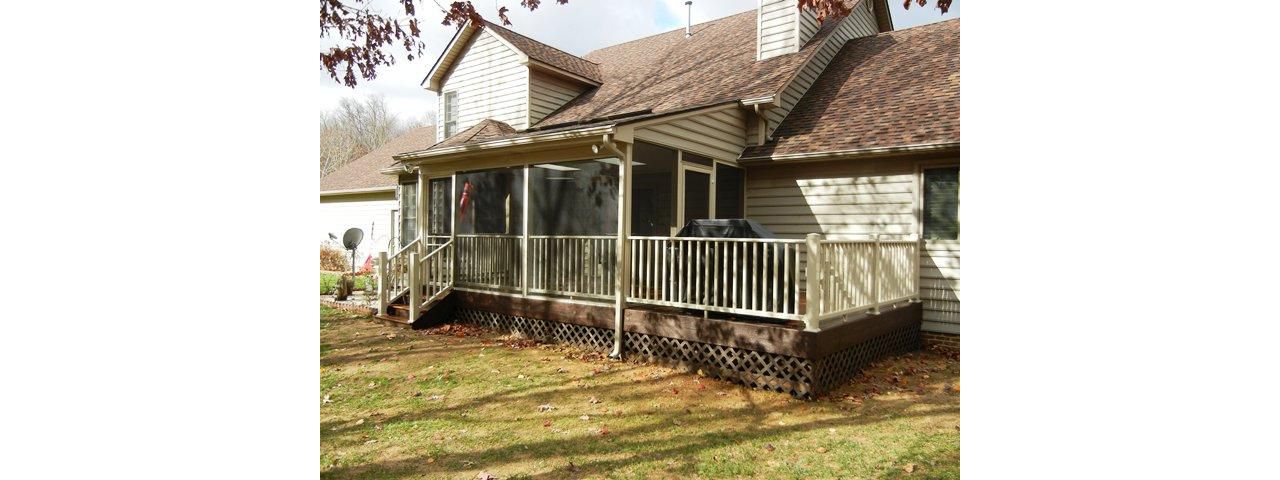 After picture of Finished deck.  What a difference.
