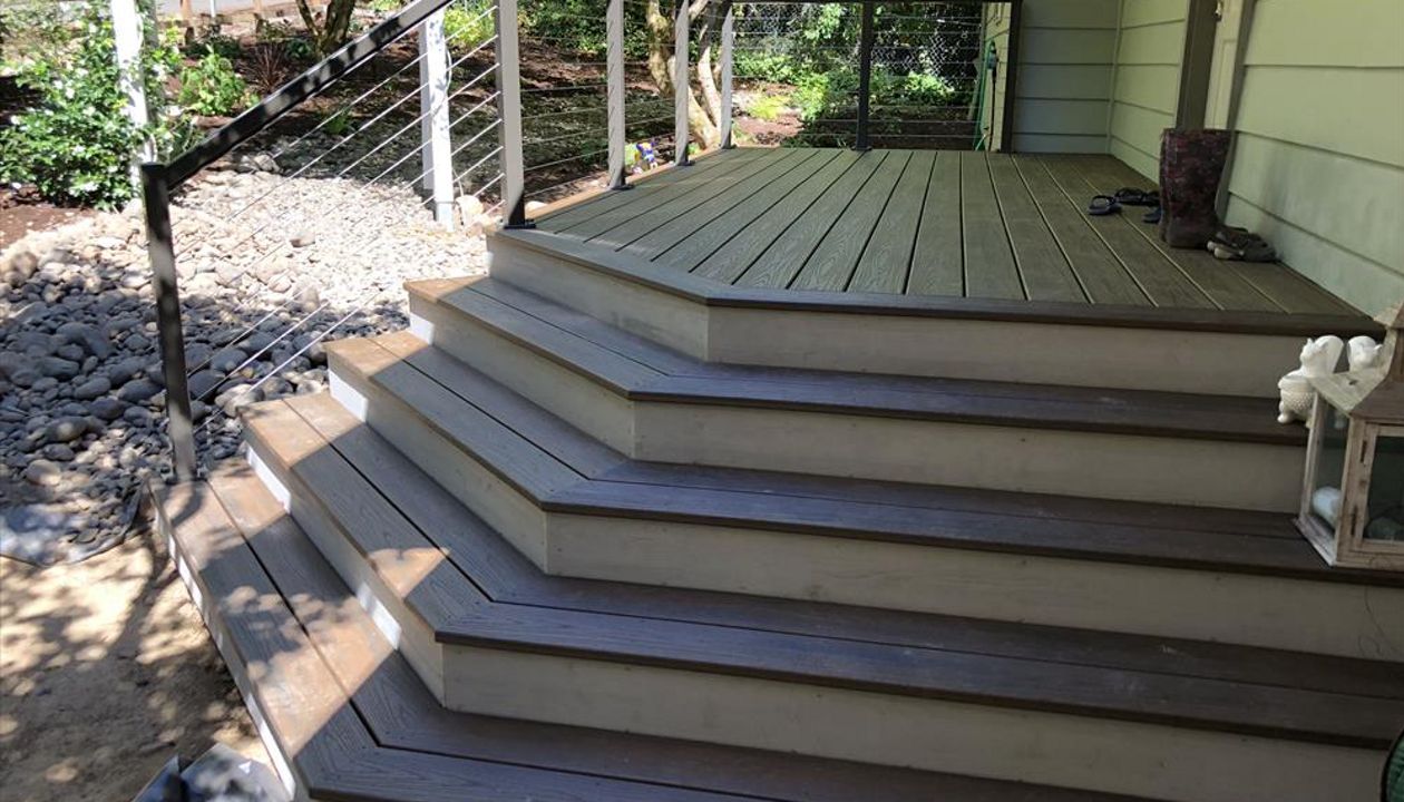 Trex Spice Rum 135 degrees steps. Happy Valley, OR.