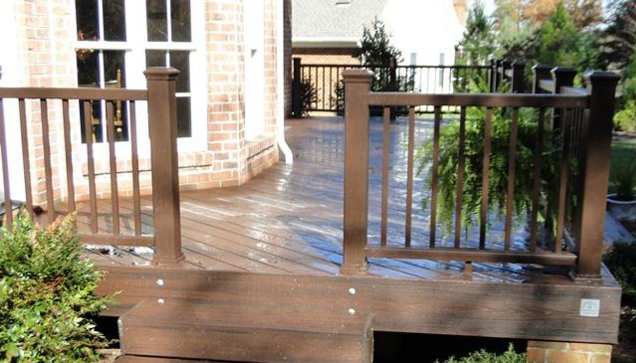 Trex Transcend Lava Rock Deck with Vintage Lantern Railings