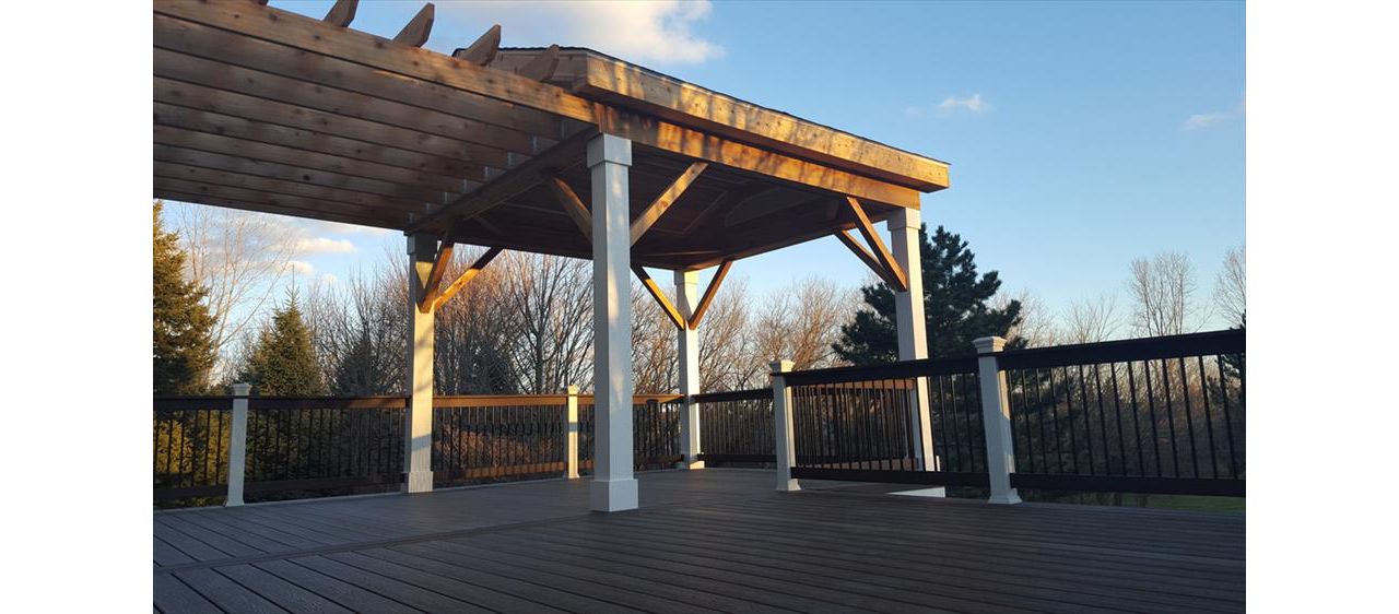Rectangular open Gazebo and cedar pergola over TREX SPICED RUM DECK