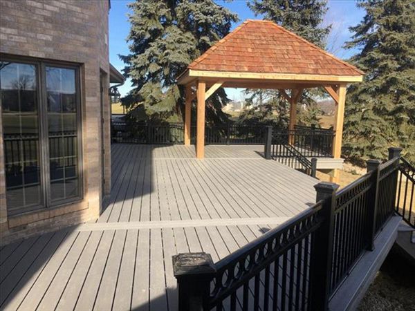 Orland Park, IL Gravel Path Decking and Roof Cover