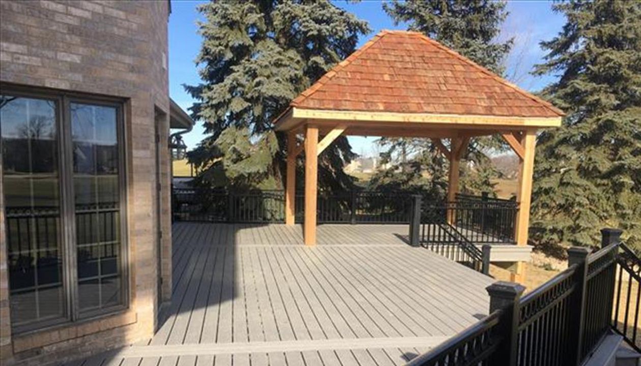 Orland Park, IL Gravel Path Decking and Roof Cover