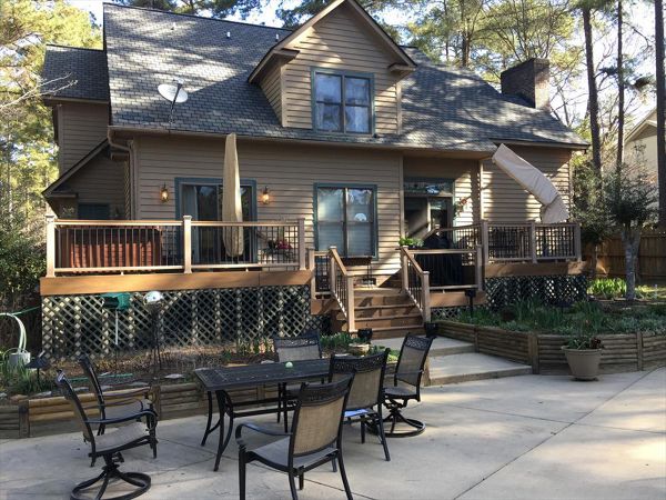 Beautiful Trex Transcend Havana Gold deck in Southern Pines NC