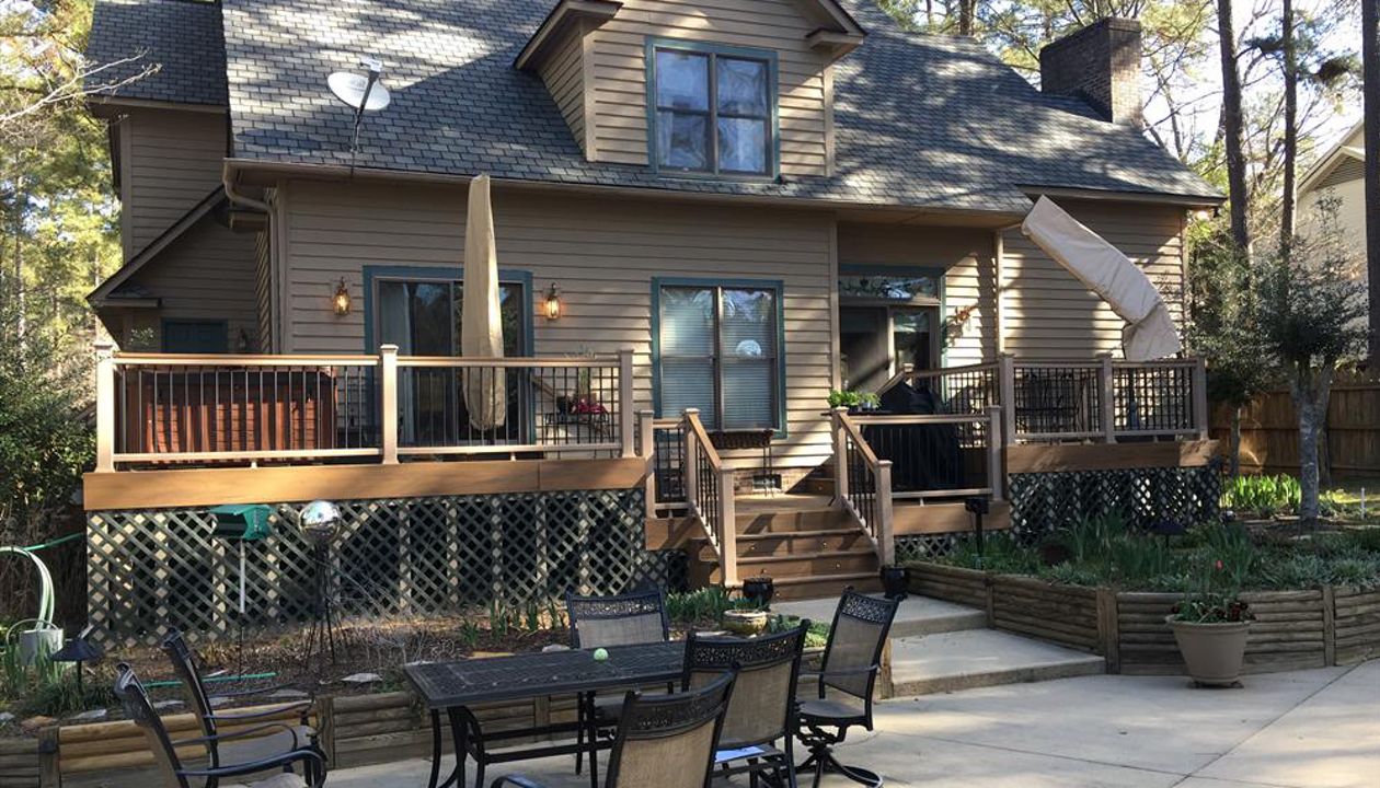 Beautiful Trex Transcend Havana Gold deck in Southern Pines NC