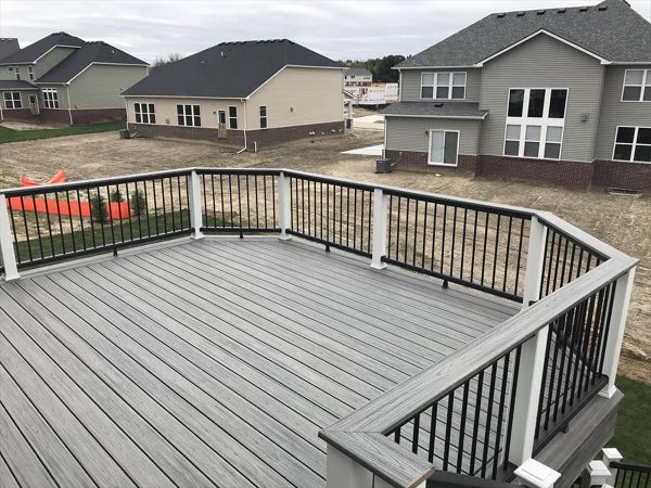 Trex Transcend Island Mist Deck Boards, Trex Transcent Cocktail Style Rail W/ Trex Transcend Island Mist Top Cap, Lake Orion, MI