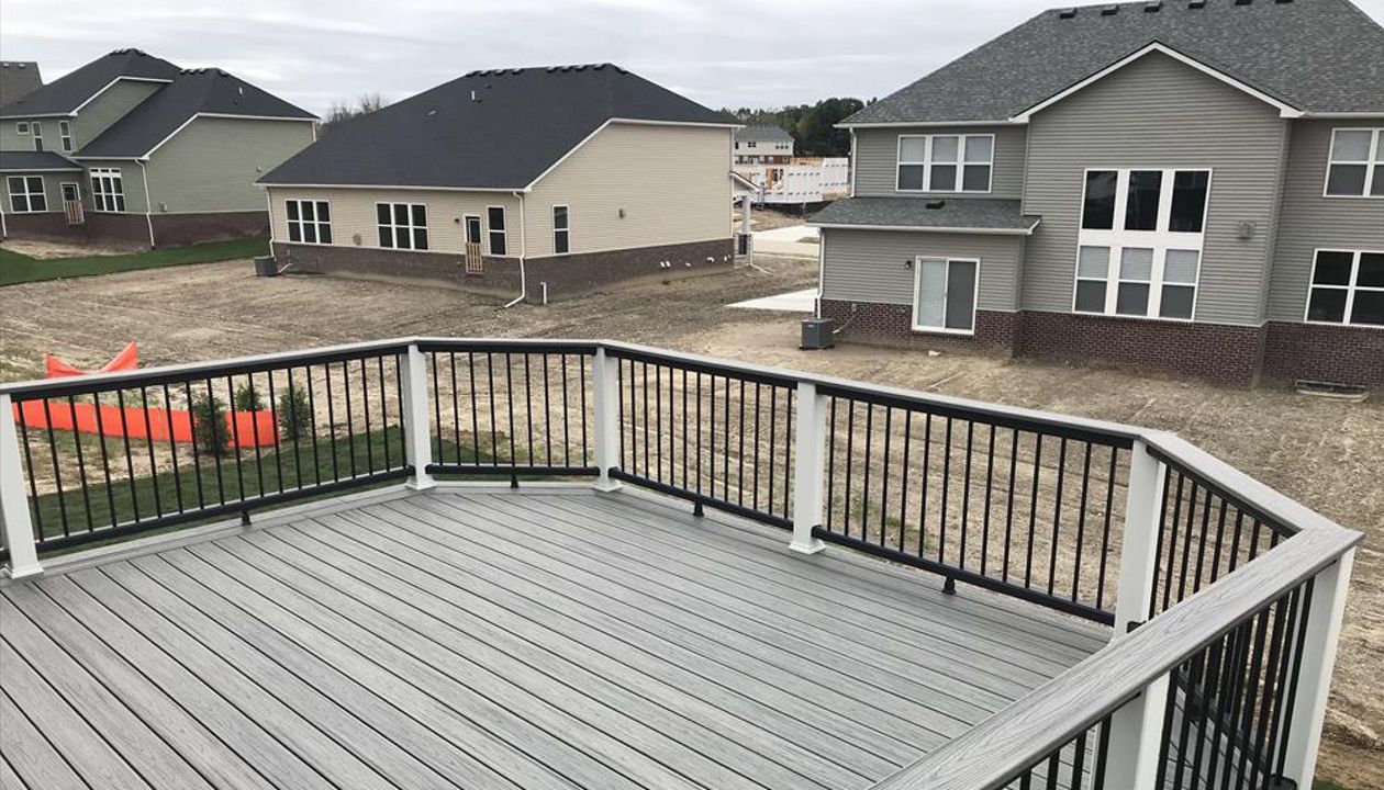 Trex Transcend Island Mist Deck Boards, Trex Transcent Cocktail Style Rail W/ Trex Transcend Island Mist Top Cap, Lake Orion, MI