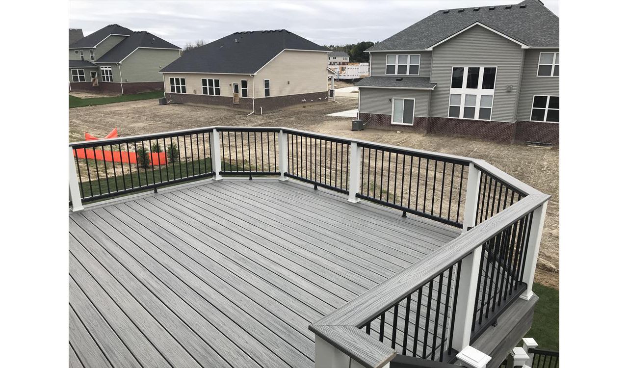 Trex Transcend Island Mist Deck Boards, Trex Transcent Cocktail Style Rail W/ Trex Transcend Island Mist Top Cap, Lake Orion, MI