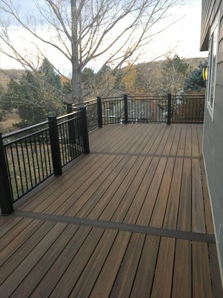 Havana Gold, spiced rum,  Elevation steel frame