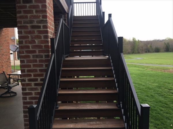 Trex Transcend deck has wonderful welcoming set of stairs and landing