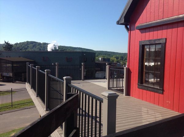 Trex Transcend Deck &amp; Signature Railing in Gravel Path &amp; Black with the Trex Elevations Substructure at The Jim Beam Visitors Center in Bullitt County, Kentucky