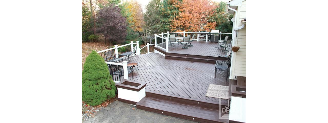 Cascading Vintage Lantern deck during the day