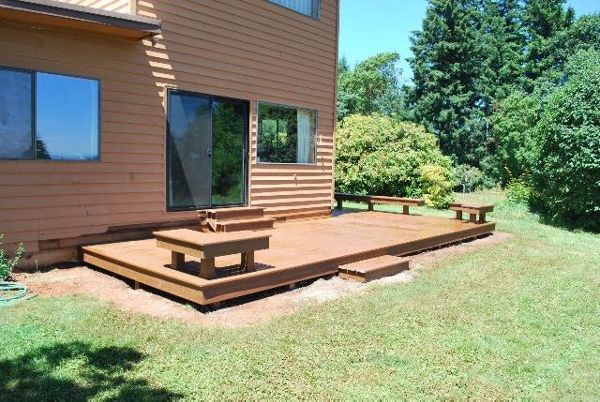 Trex Transcend Treehouse Decking w/ Benches