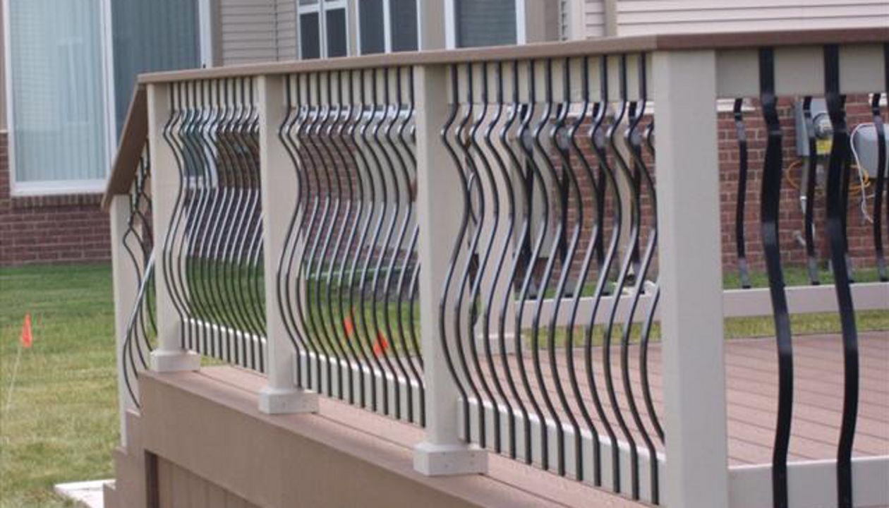 Trex with spindle style #4