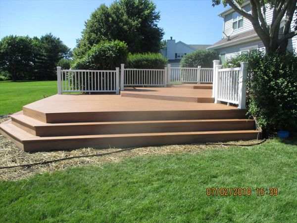 Trex Deck with wrapping stairs