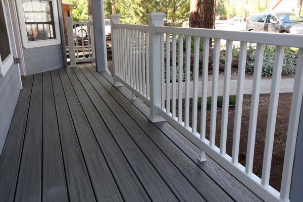 Trex Island Mist with Select Railing