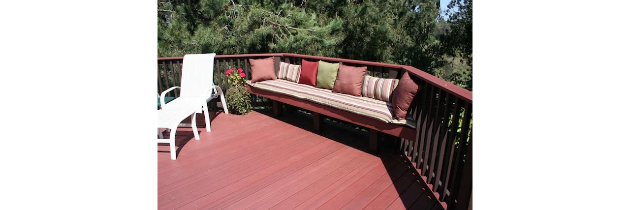 Composite Trex deck with matching Custom Bench in the corner