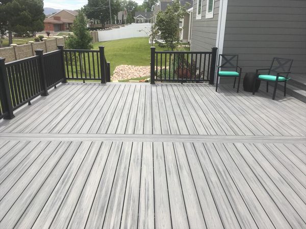 Elevations framing with Transcend Island Mist Decking and Black Transcend Railing
