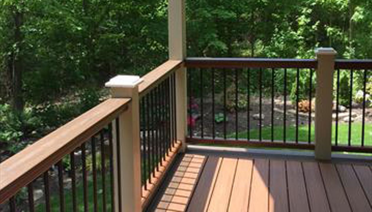 Transcend rail and Havana Gold composite decking