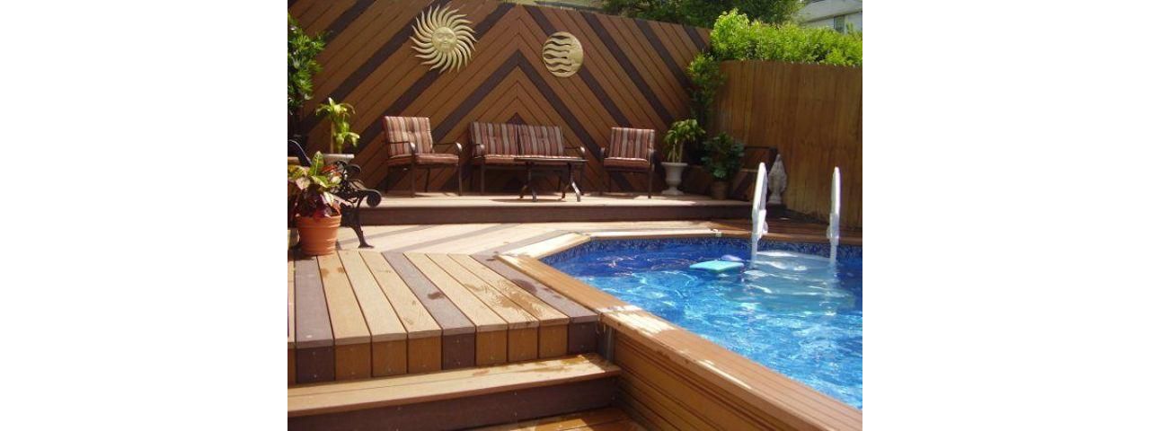TWO TONE TIKI TORCH & SPICED RUM PRIVACY WALL