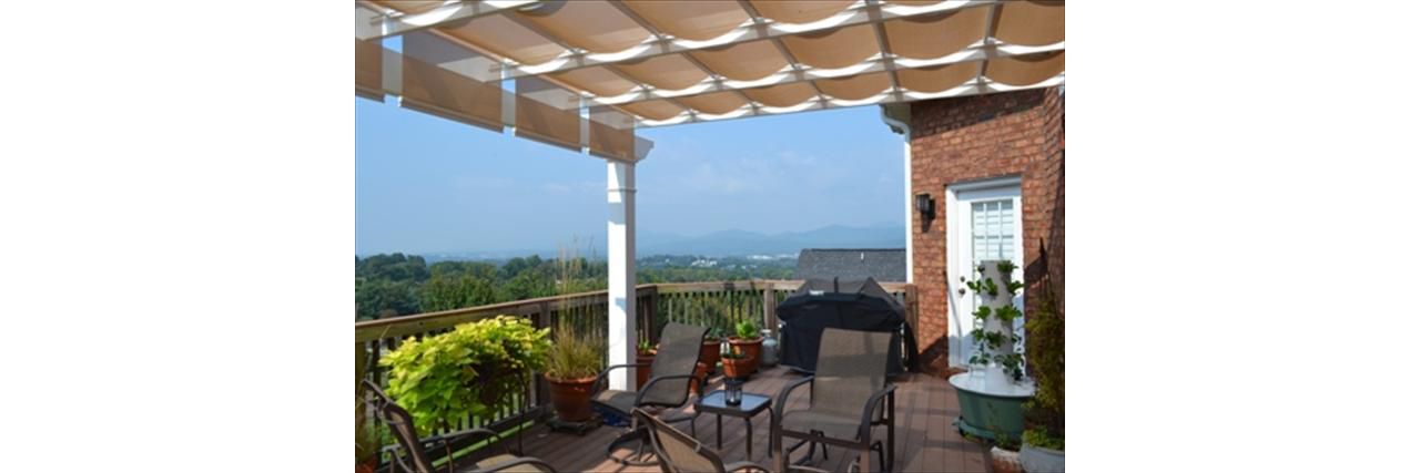 Roanoke, VA - TREX Pergola on Existing Deck