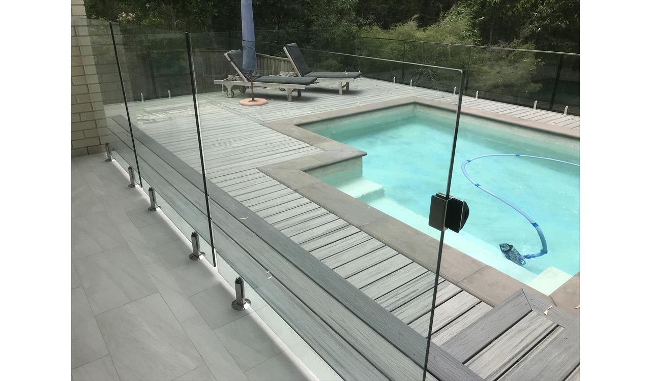 Kenmore pool deck