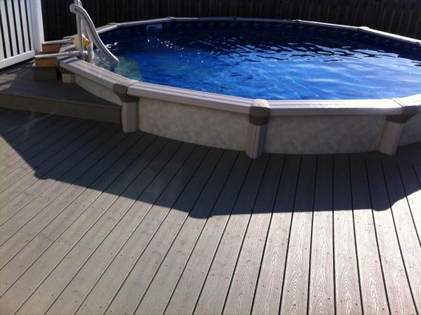 Pool deck in Gravel Path