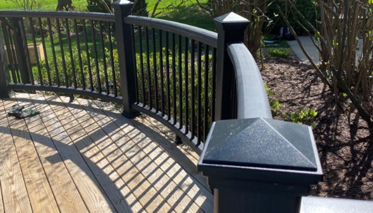 Trancend Custom Curved Railing. Charcoal Black with Square Aluminum Balusters
