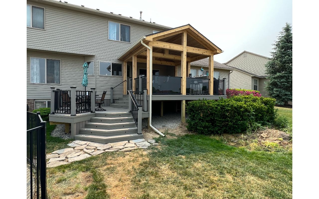 Deck and Pavilion Roof in South Lyon, Michigan