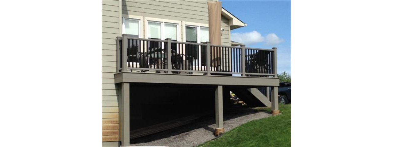 Gravel Path Decking and Railing; Charcoal Black Balusters