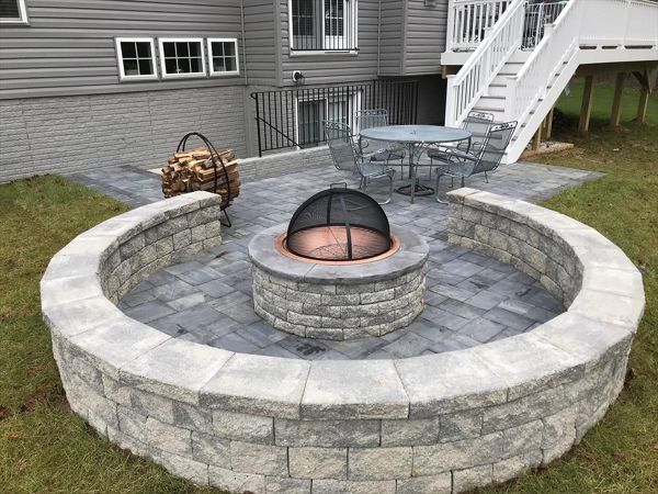 A paver patio is a great complement to any Trex deck. Deck and patio combination projects are one of our specialties.